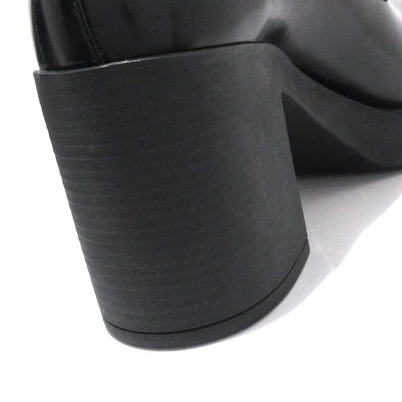 PRADA Triangle Logo Black Brushed Leather Women's Pumps 651-042725 - Picture 7 of 10